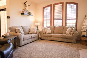 Serene 3 Bedroom Norman Home - Image 2
