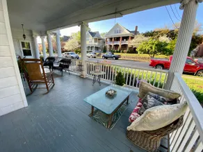 Historical Home w/Stylish KNG Bed / Close 2 Dwntwn - Image 2