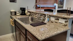 Guest House Perfectly Located! - Image 5