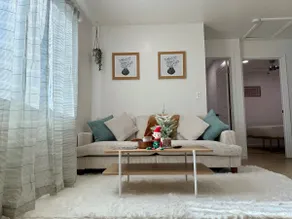 New Modern BOHO 2B GuestHouse w Pool access - Image 3