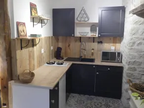 Accommodation with optional HOT TUB & SAUNA - Image 4
