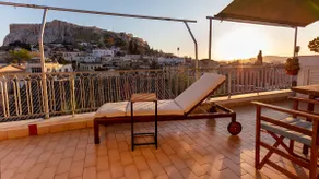 Amazing view of Acropolis and Anafiotika in Plaka - Image 5