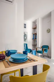 Blu House Design with garden - Image 2