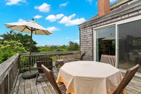 Charming Madaket Townhouse - Image 4