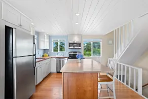 Charming Madaket Townhouse - Image 3