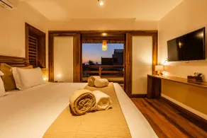 Villa Swabrina: 4 Suites, Private Pool - Image 2