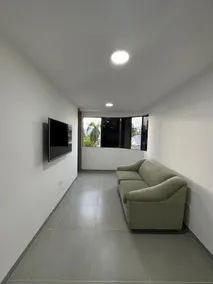 modern and large apartment overlooking the park - Image 3