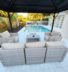 Tropical Backyard Escape • Pool+Sauna•10 Min Beach - Image 2