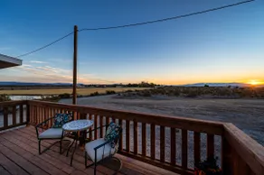 Secluded Western Retreat Near DVNP, EV Charger - Image 4