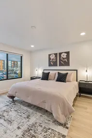 Luxury stay in Millcreek - Image 5