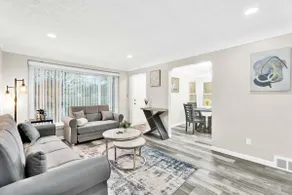 3BR Royal Oak Bungalow | Sleeps 8, Golf & Downtown - Image 2