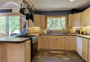 North Idaho Cabin -Cedar View Lodge - Image 5