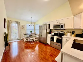 Comfy Ranch Home in West Chester - Image 5