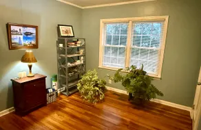 Cozy & Convenient LaGrange Home - Image 4