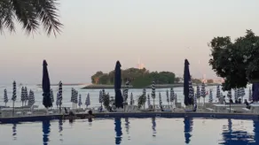 2 Bedroom beach front apartment - Image 5
