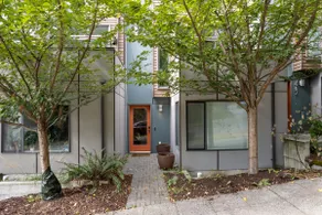 AC~FreeParking~NFL~KingSuite | Modern 3BR Fremont - Image 5
