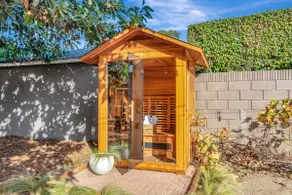 Boho Retreat I Sauna I Large Yard I Modern I Clean - Image 4