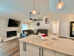 The Tarpon Sunset Retreat - Image 5