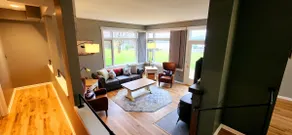 Suss View Suites-Nicols Ledge. - Image 2