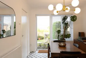 Cosy mid century Stockport with views, dog walks, woodburner - Image 4