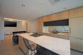 Nest Luxury Modern Lake House - Image 2