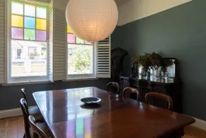 Spacious Centrally Located Retreat - Shepton House - Image 4