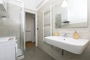 iFlat Rosemary House - Image 5