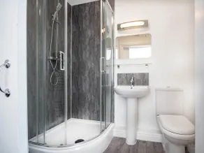 2 Lower Kessock Street - Image 5