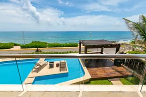 SEA-FRONT VILLA, Isla Mujeres! Stunning Sea Views! - Image 3