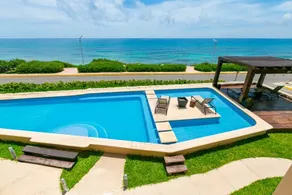 SEA-FRONT VILLA, Isla Mujeres! Stunning Sea Views! - Image 2