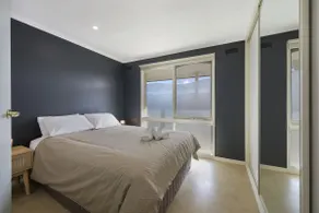 Logans Beach Apartments - BeachHouse - Image 4