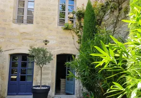 Luxury historic home private garden - city center - Image 3