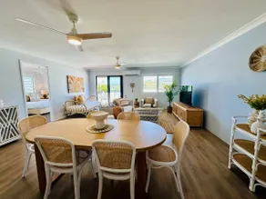 Ocean Saoire-Beautiful Pottsville Beach Apartment - Image 3