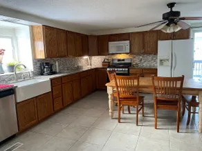 Spacious Hideaway in Plain Sight - Image 5