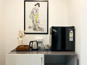 Luxury Studio Near Indiranagar - 402 - Image 5