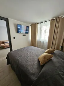 Apartment 6 steps from Moneda - Image 2