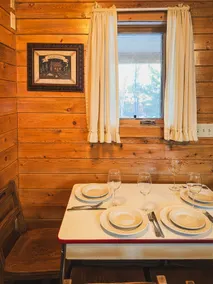 Elk Run Cabin|Steps to Lake|In town|5 min to RMNP - Image 3