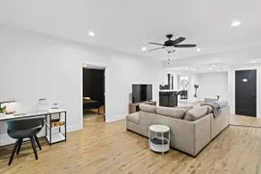Modern Comfort Retreat • Fireplace • Gym • Games - Image 5
