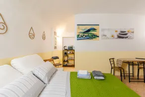 Zen Studio in the Center | Free Parking | 24-hour Check-in - Image 4