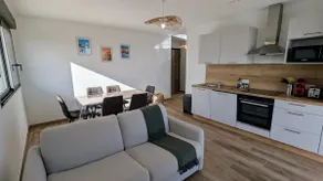 Sea & mountain view — 2-bedroom apartment with large terrace - Image 4