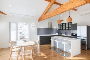 Sunset Peak 3Bdrm 2Bthrm Chalet Niseko - Image 2