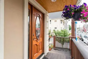 383 - 3BR Quincy - Chic House near Adams Park - Image 3