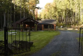 Briarwood Cabin in Hazen - Image 2