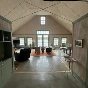 More Boathouse than Lakehouse - Image 3