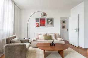 Bright & Design Apartment – 3 min Metro L11 - Image 5