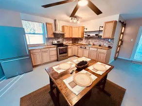 Bohemian Guesthouse + Full Kitchen + Pet Friendly - Image 5