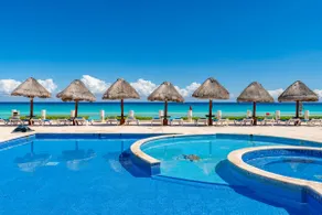 Ocean View in Cancun Hotel Zone. - Image 3