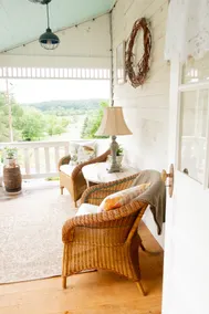 The Bowman Cottage~ Flower Gardens~ Fire Pit - Image 2