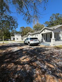 The Club House - Image 3