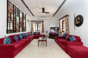 7BHK Beach Villa w/ Pvt Pool, Jacuzzi, Party Room - Image 2